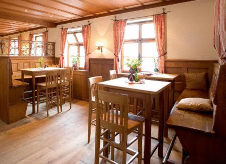 Hotel Gasthof Neumayr Obertrum am See Exterior photo